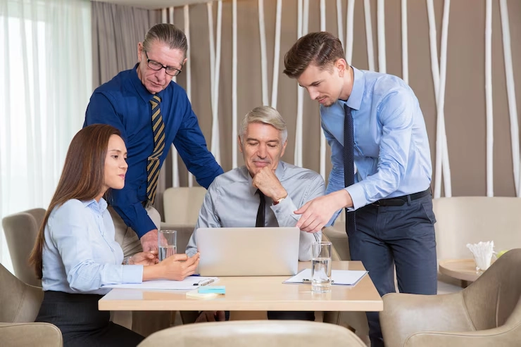 End-to-End Investment Support​
